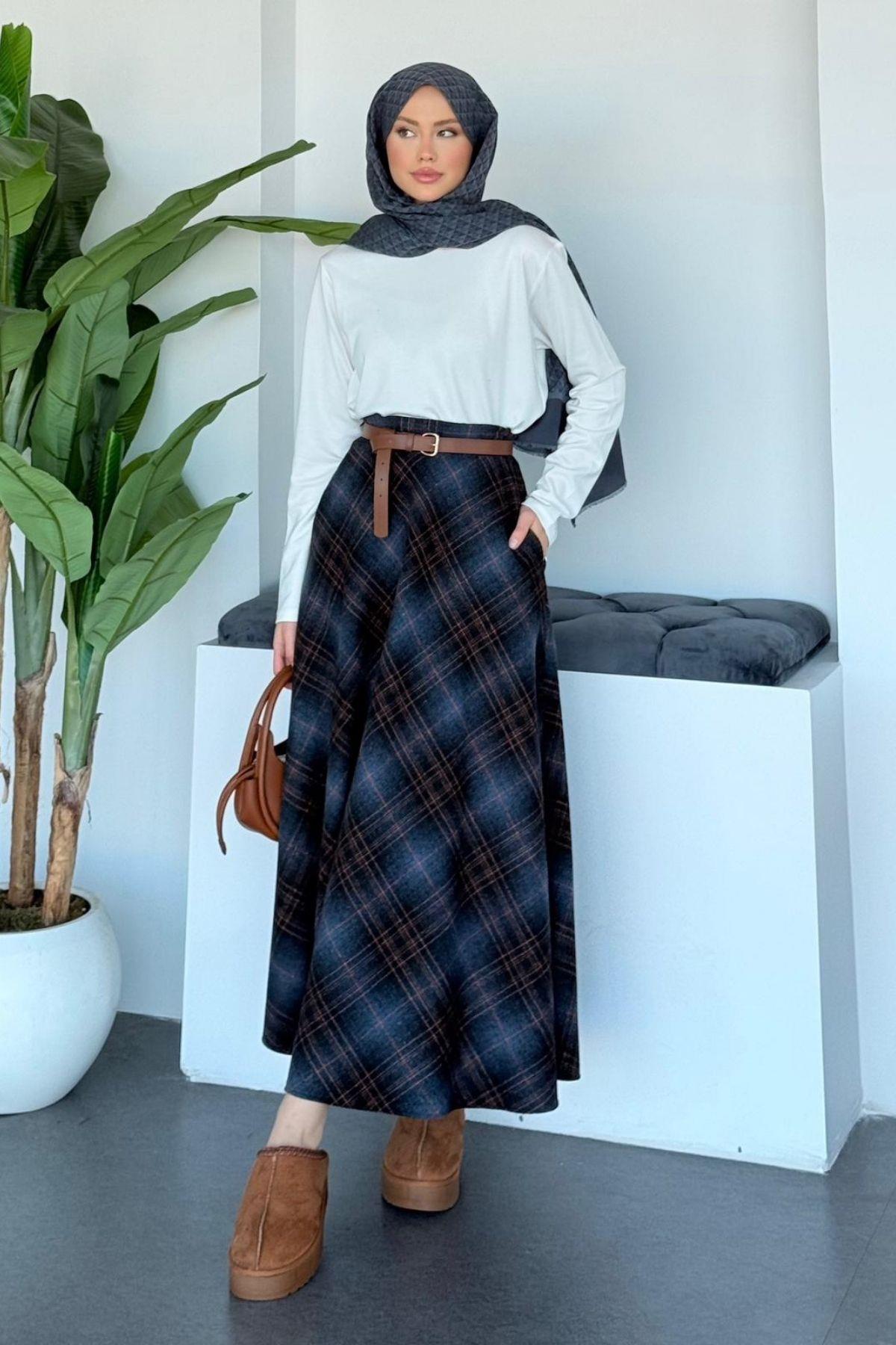 Ekose Etek Lacivert, Fiyatları Ekose Etek Lacivert| Haza Moda