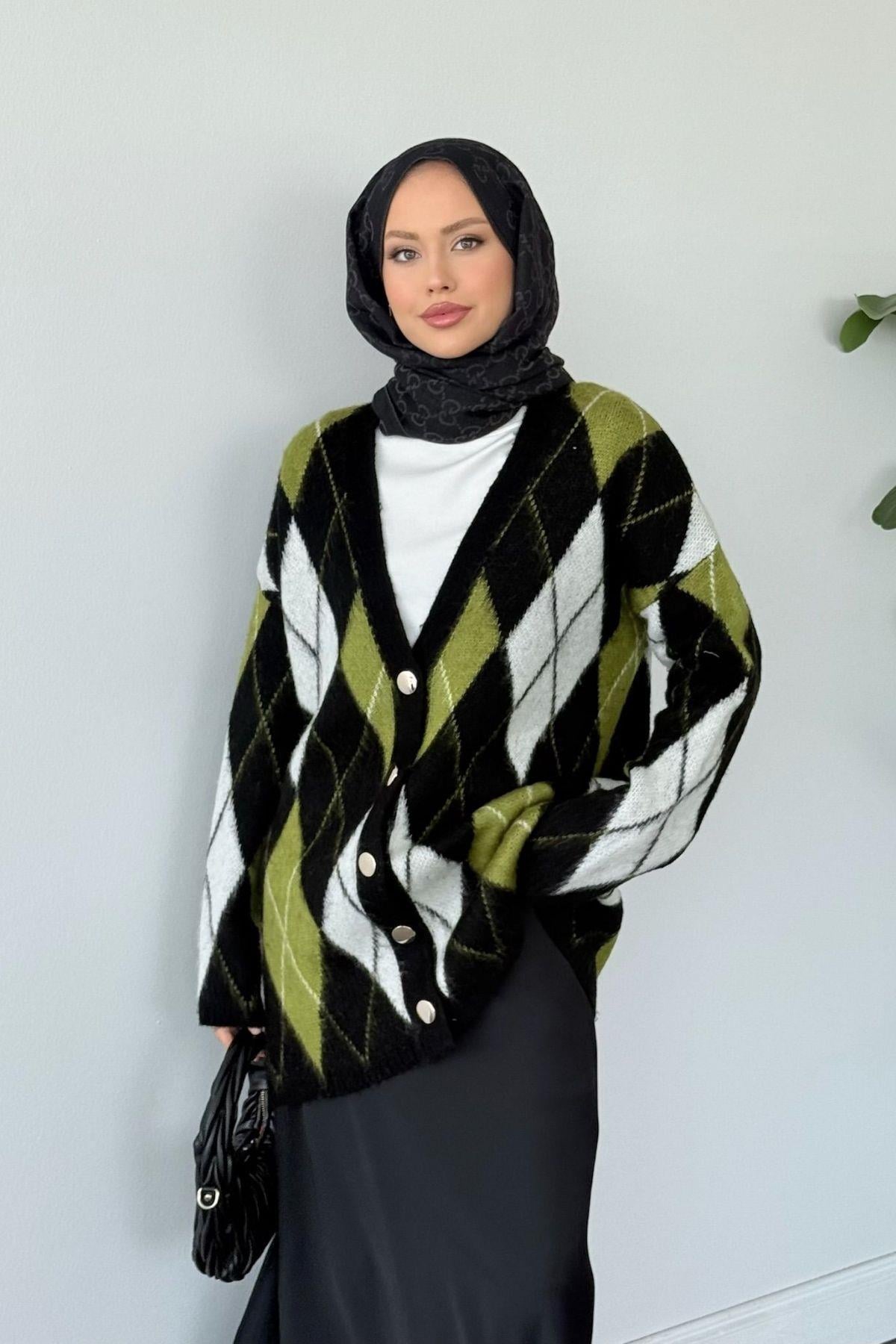 Everest Desenli Hırka Siyah, Fiyatları Everest Desenli Hırka Siyah - Haza Moda 