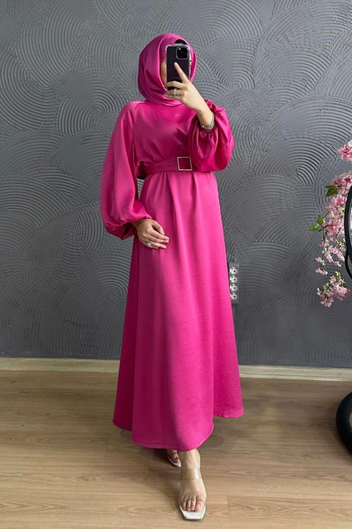 Hira Saten Abiye Fuşya, Fiyatları Hira Saten Abiye Fuşya – Haza Moda | Tesettür Giyim
