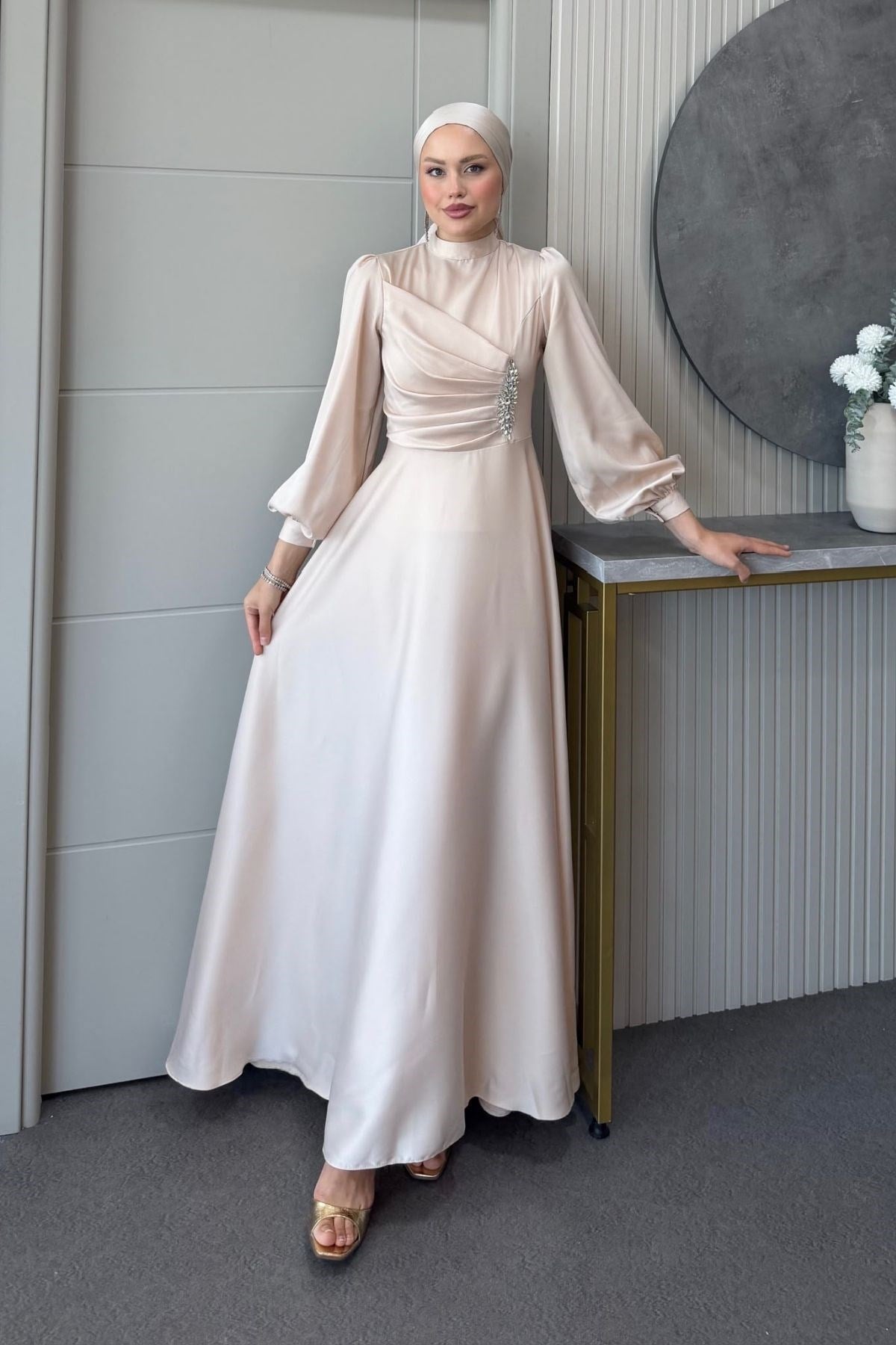 Mihrimah Saten Abiye Bej, Fiyatları Mihrimah Saten Abiye Bej | Haza Moda