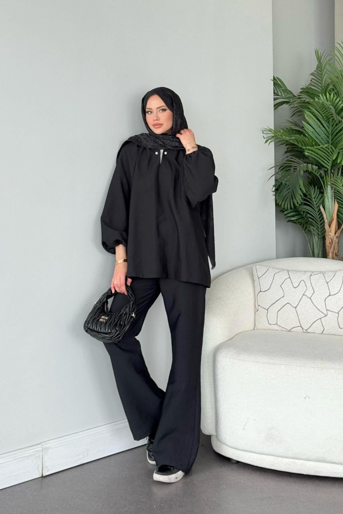 Perna İnci Broşlu Takım Siyah, Fiyatları Perna İnci Broşlu Takım Siyah - Haza Moda 
