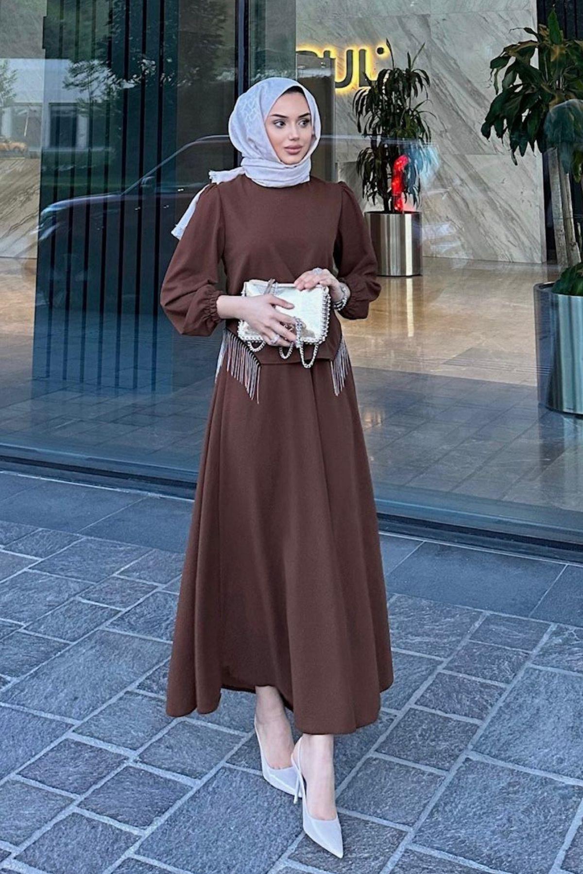 Roza Etekli Takım Kahve, Fiyatları Roza Etekli Takım Kahve – Haza Moda | Tesettür Giyim