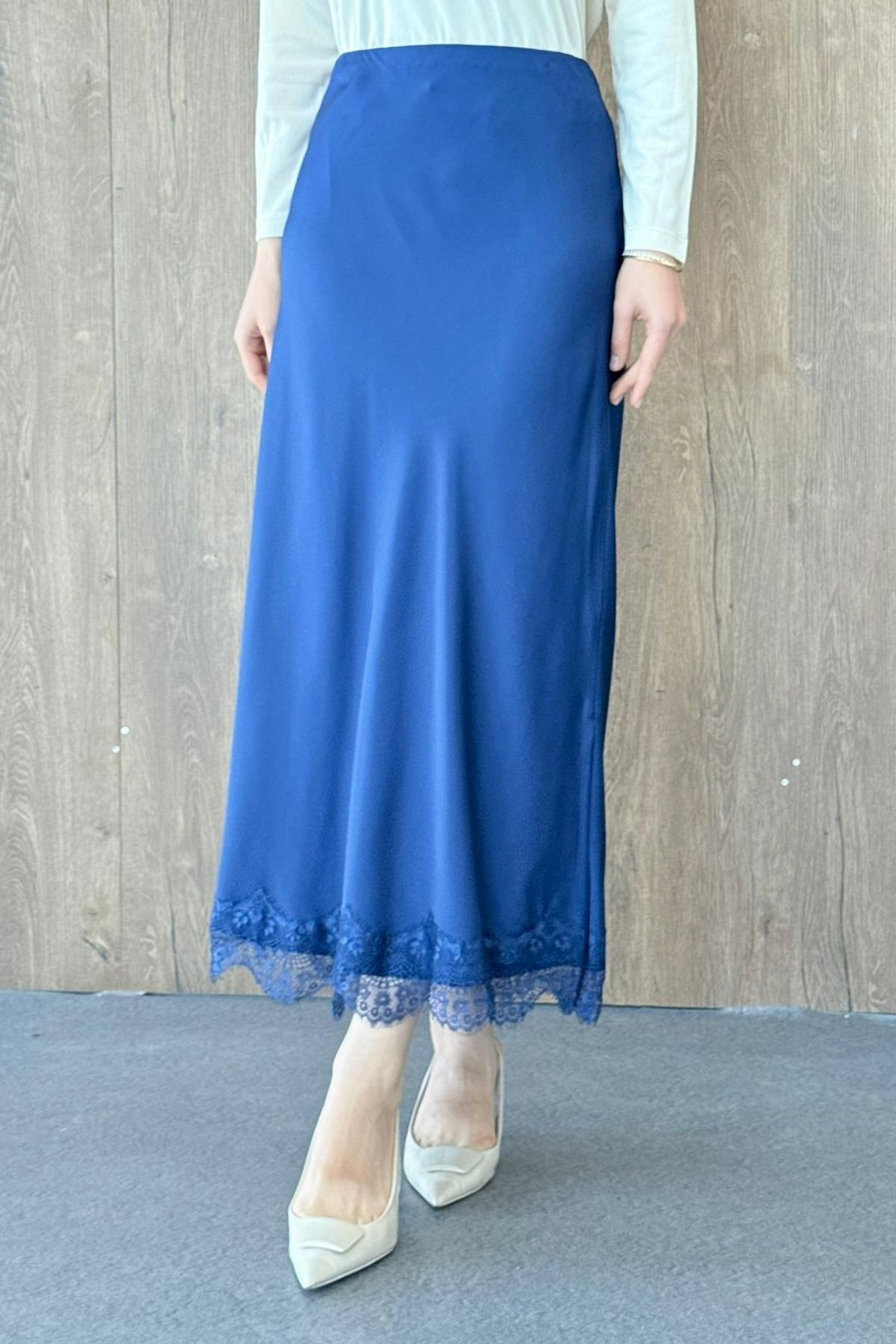 Samara Danteli Saten Etek Lacivert, Fiyatları Samara Danteli Saten Etek Lacivert| Haza Moda