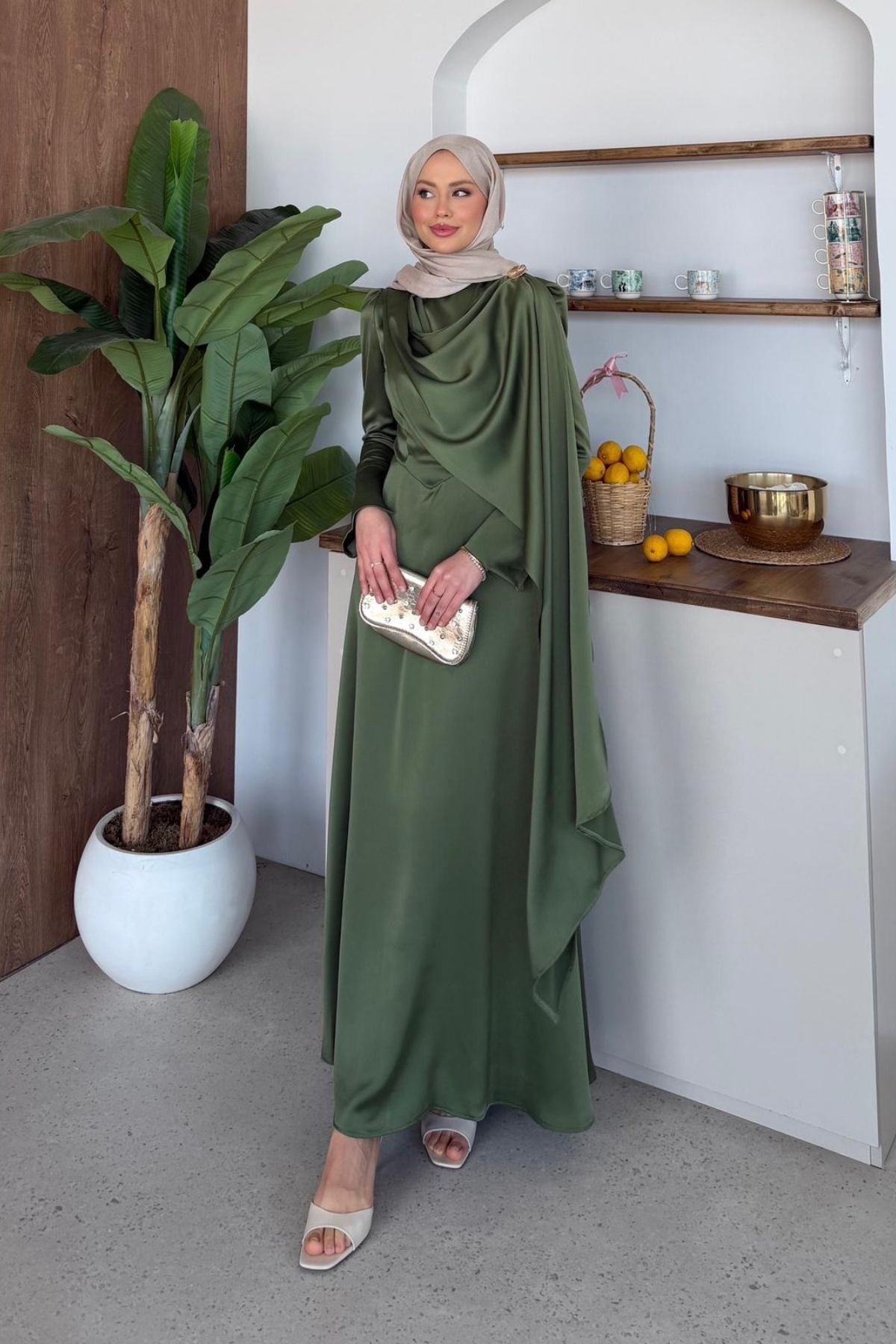 Sedef Kuyruklu Saten Abiye Haki, Fiyatları Sedef Kuyruklu Saten Abiye Haki| Haza Moda