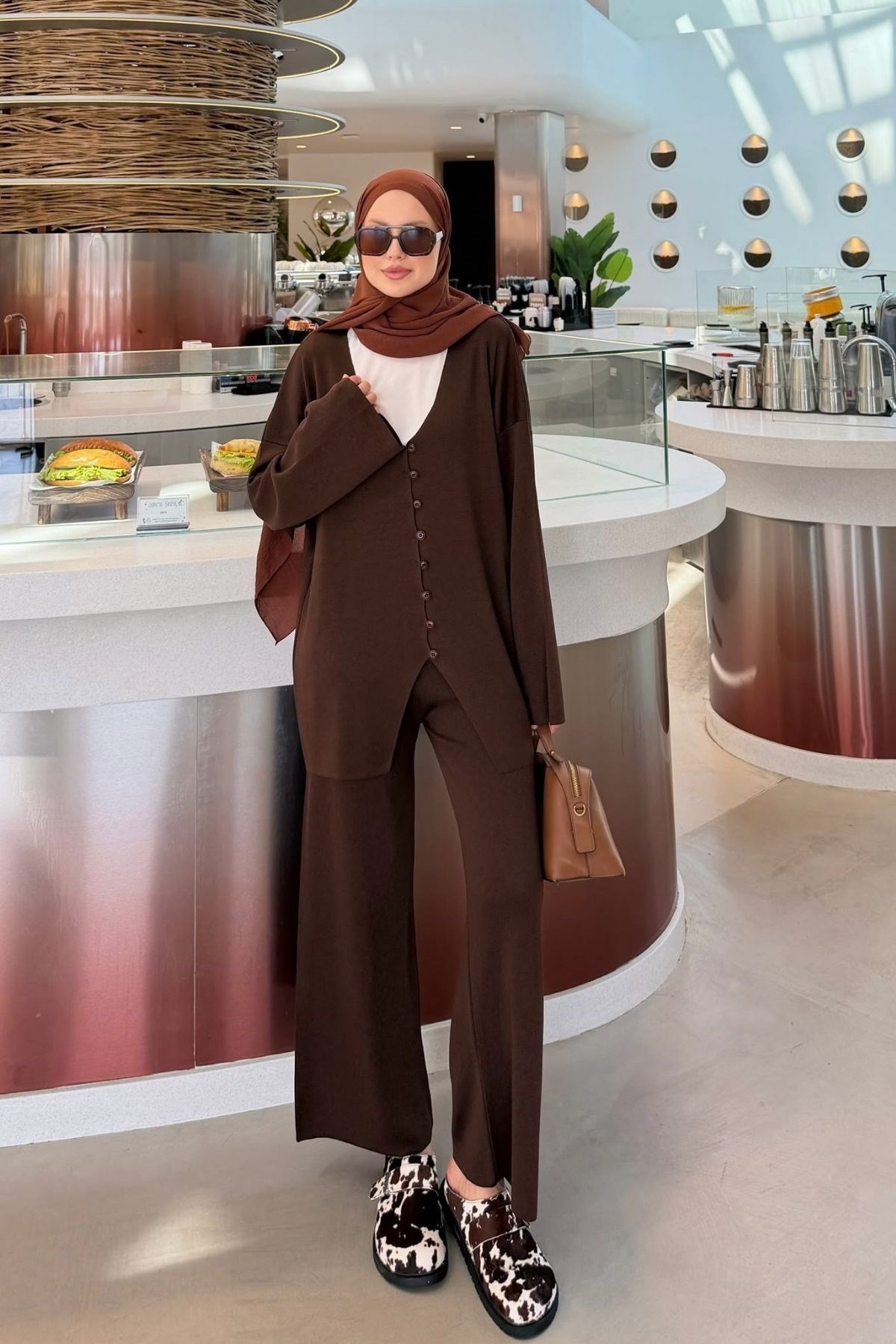 Selin Küçük Düğmeli Takım Kahve, Fiyatları Selin Küçük Düğmeli Takım Kahve | Haza Moda
