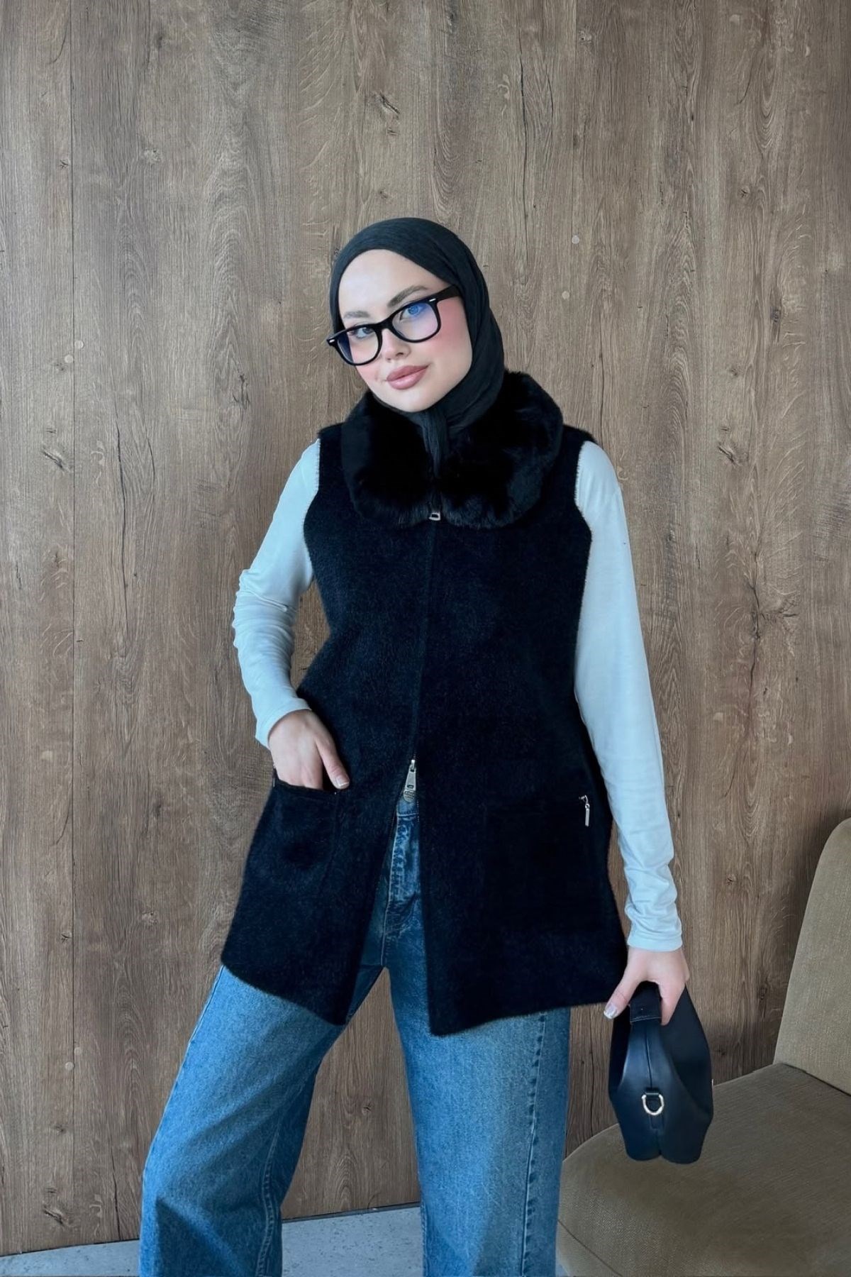 Soft Yakası Kürklü Yelek Siyah, Fiyatları 