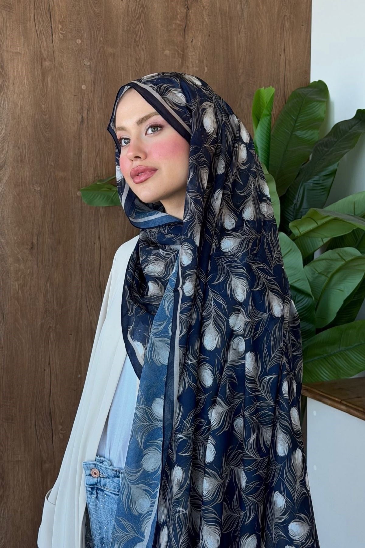 Tüy Desenli Şal Lacivert, Fiyatları Tüy Desenli Şal Lacivert | Haza Moda