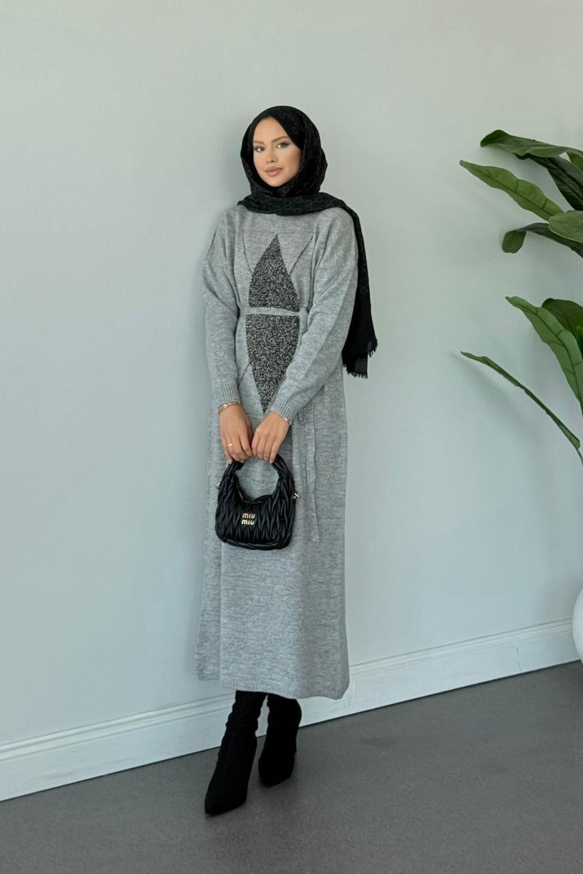 Yıldız Simli Triko Elbise Gri, Fiyatları Yıldız Simli Triko Elbise Gri- Haza Moda