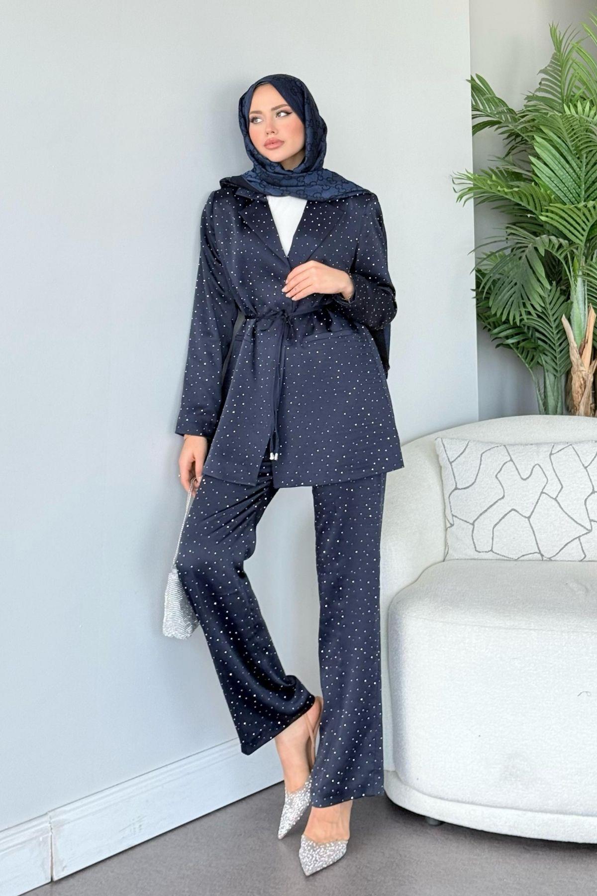 Zeina Taşlı Takım Lacivert, Fiyatları Zeina Taşlı Takım Lacivert