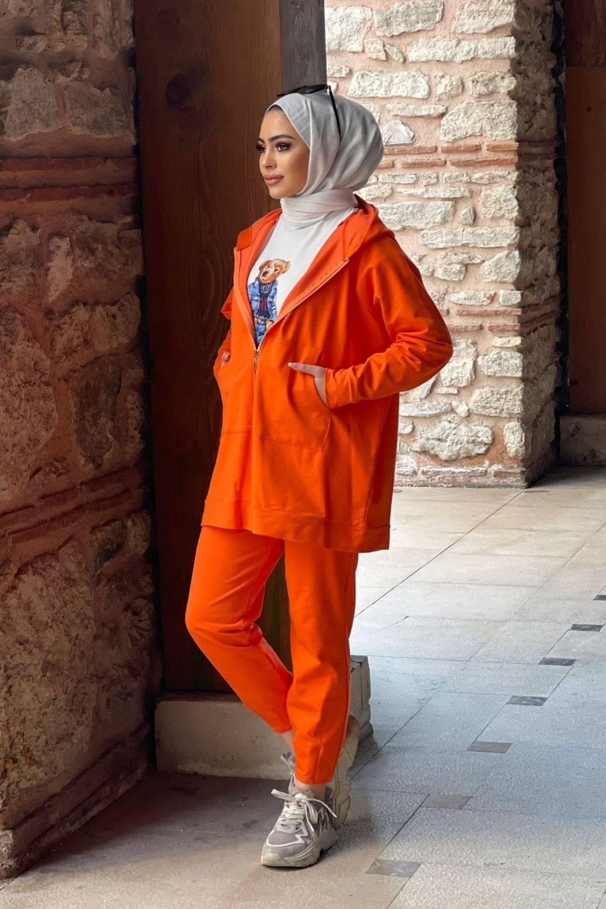 Pens Detay Eşofman Takımı Oranj – Haza Moda | Tesettür Giyim