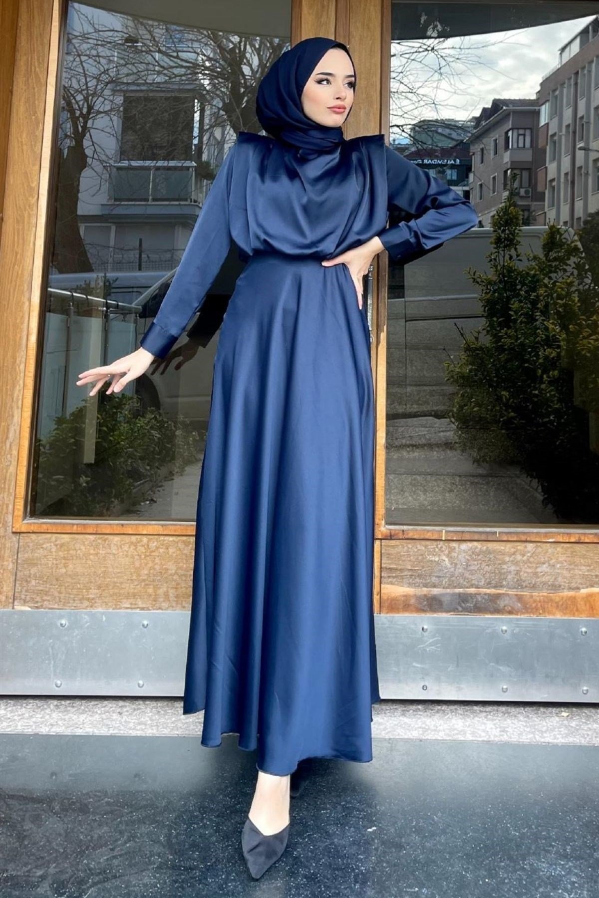 Vatkalı Saten Abiye Lacivert – Haza Moda | Tesettür Giyim