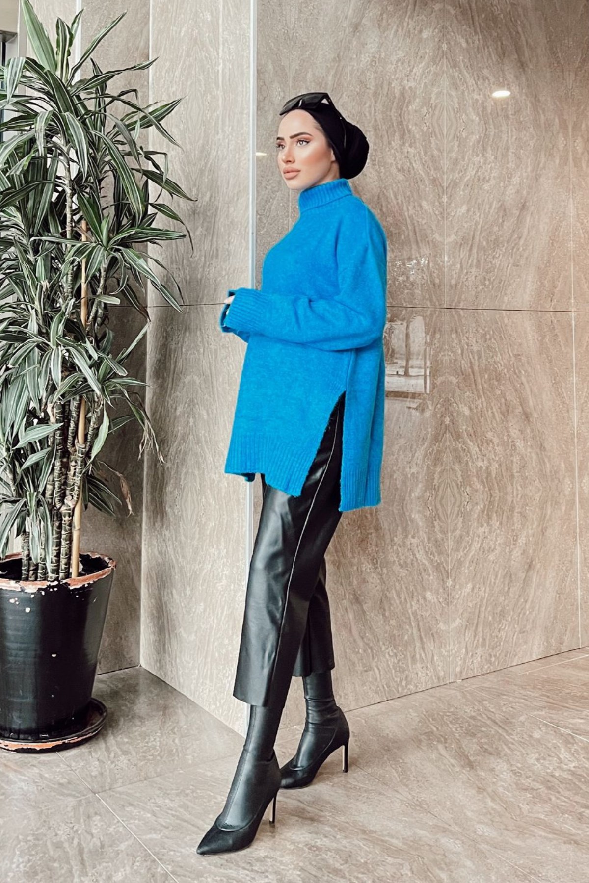 Yırtmaçlı Yumoş Kazak Mavi – Haza Moda | Tesettür Giyim