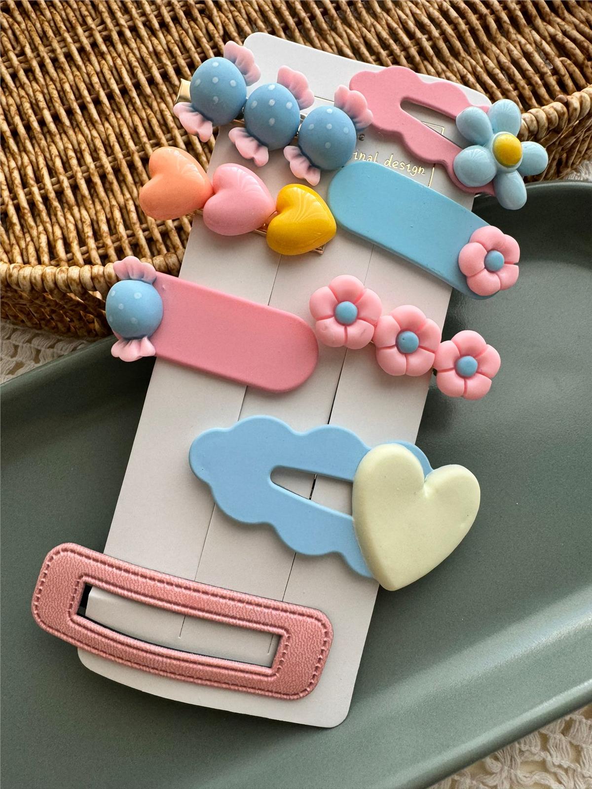 8li Kalp Çiçek Figürlü Pastel Toka Seti