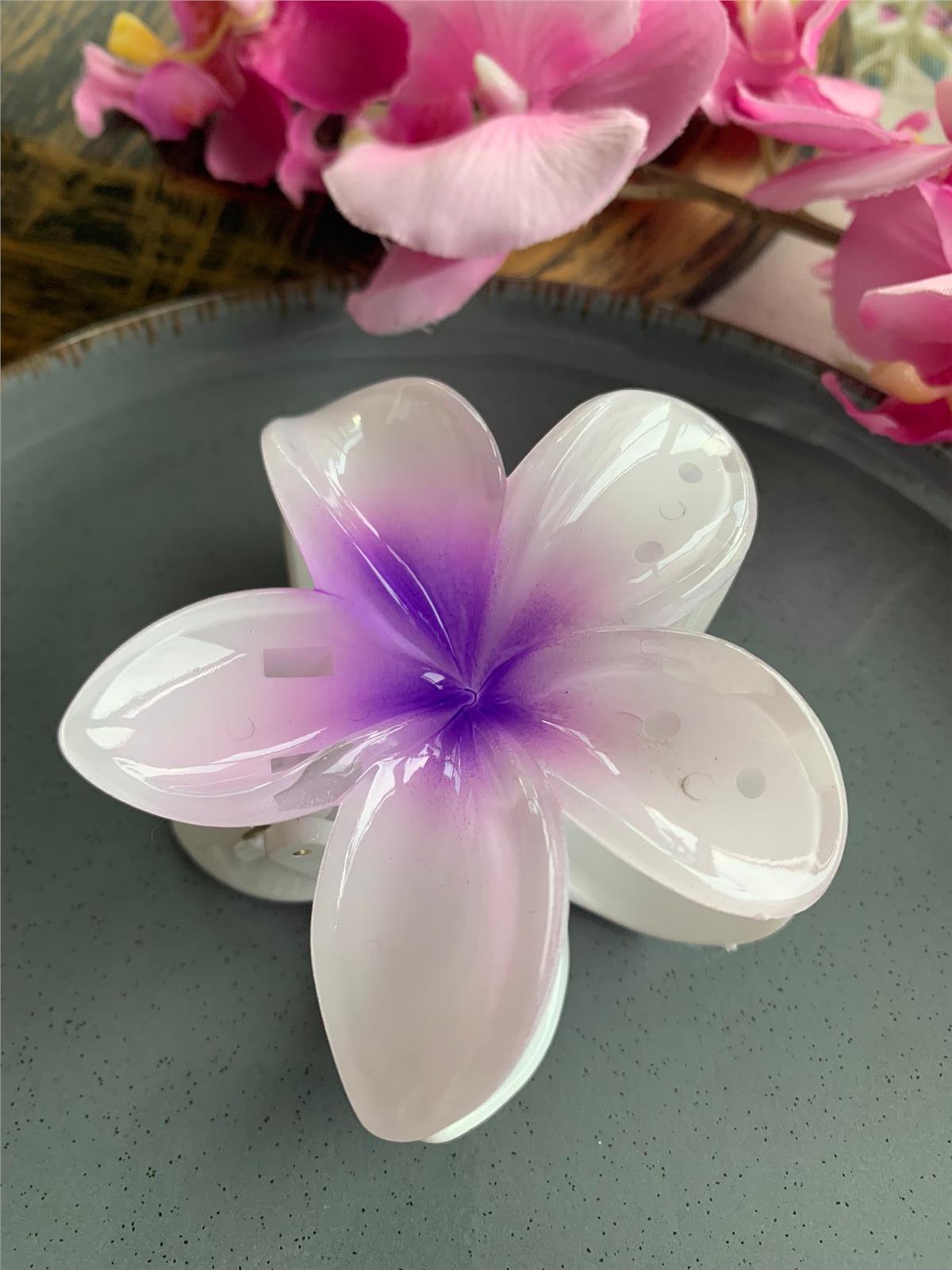 Beyaz Mor Plumeria Çiçeği Mandal Toka