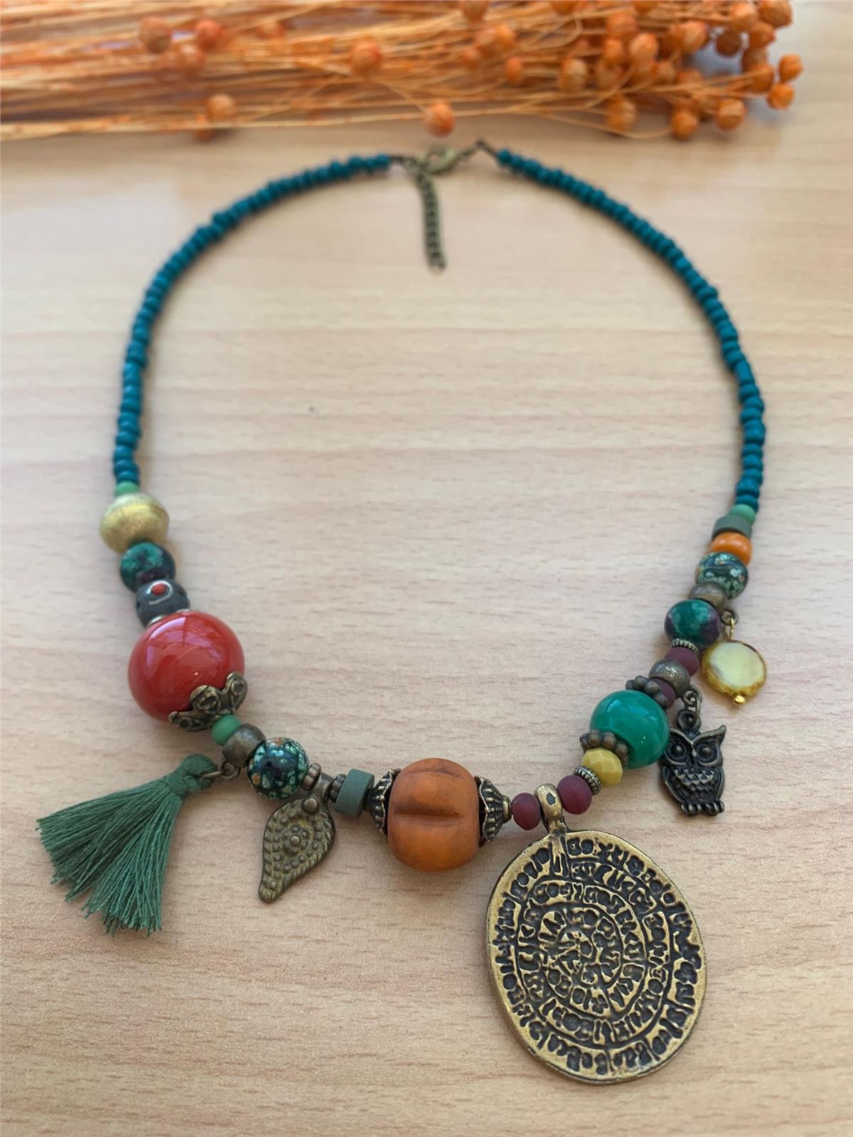 Etnik Figürlü Renkli Boncuklu Kolye