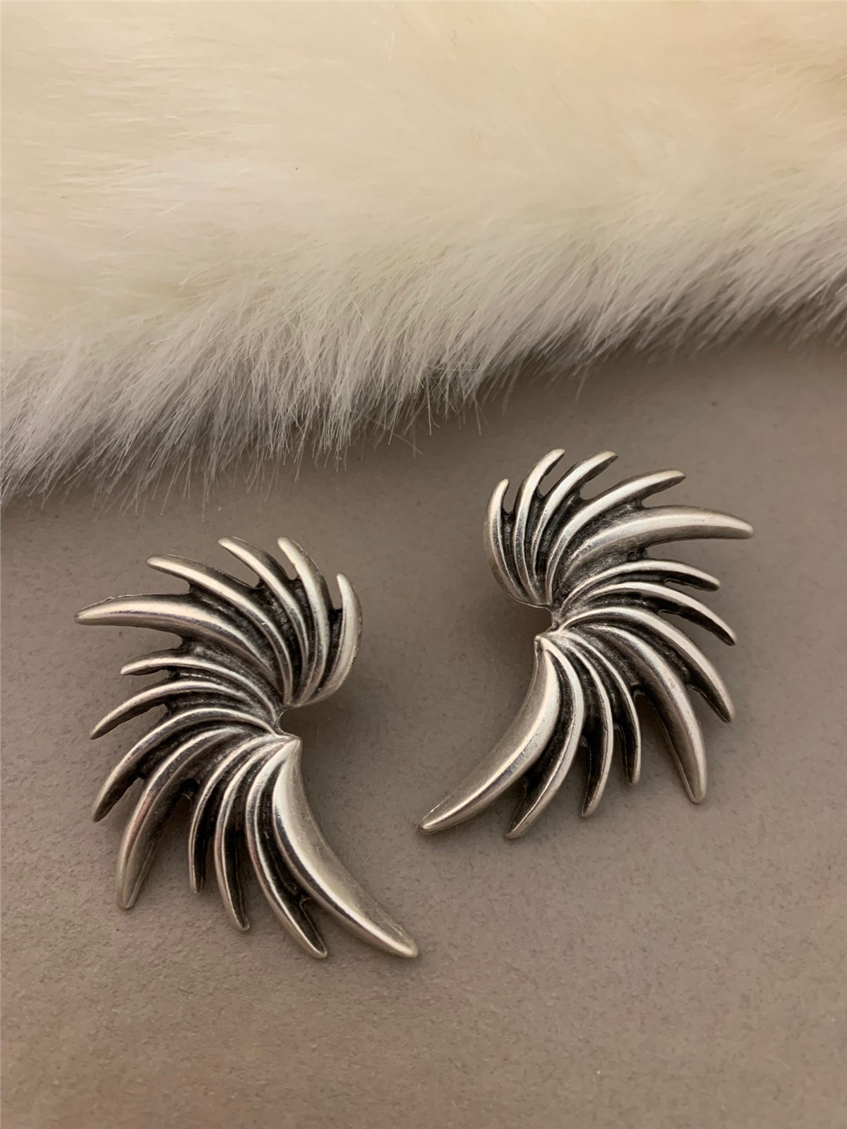 Etnik Saçaklı Silver Renk Küpe