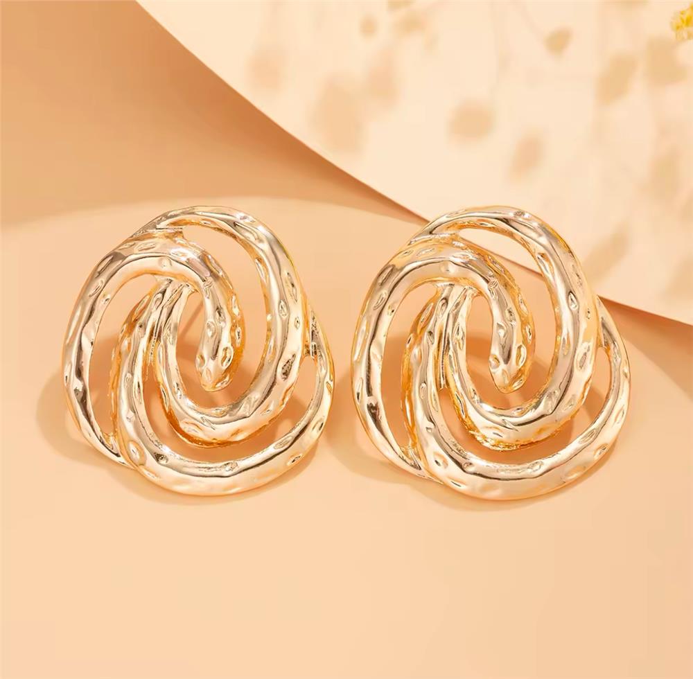 Gold Büyük İçiçe Daire Küpe