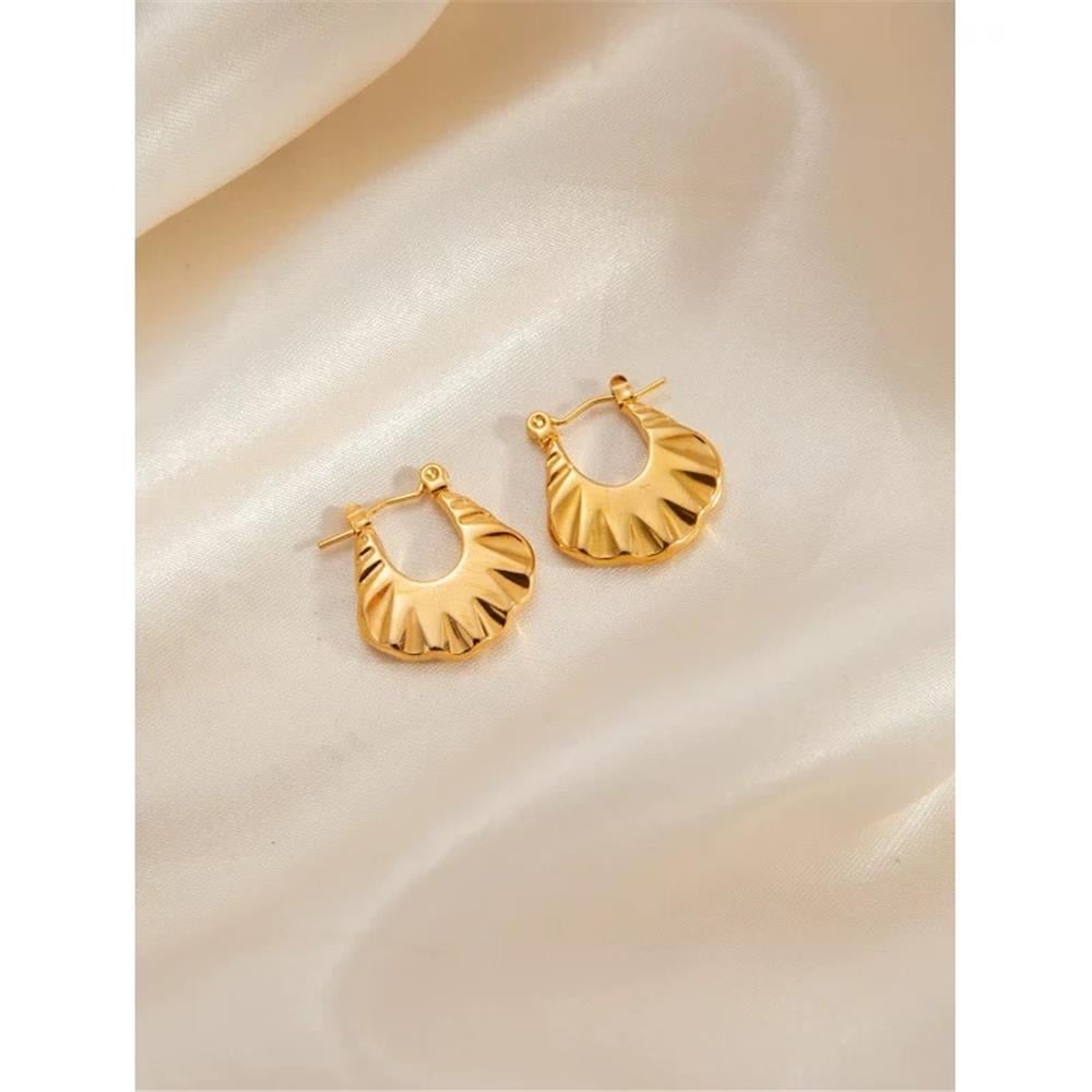 Gold Çelik Vintage Küpe