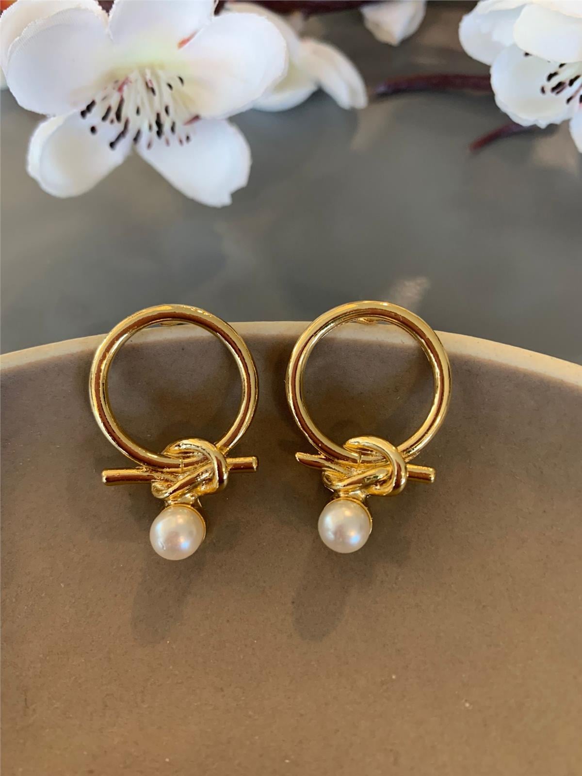 İncili Düğüm Daire Küpe