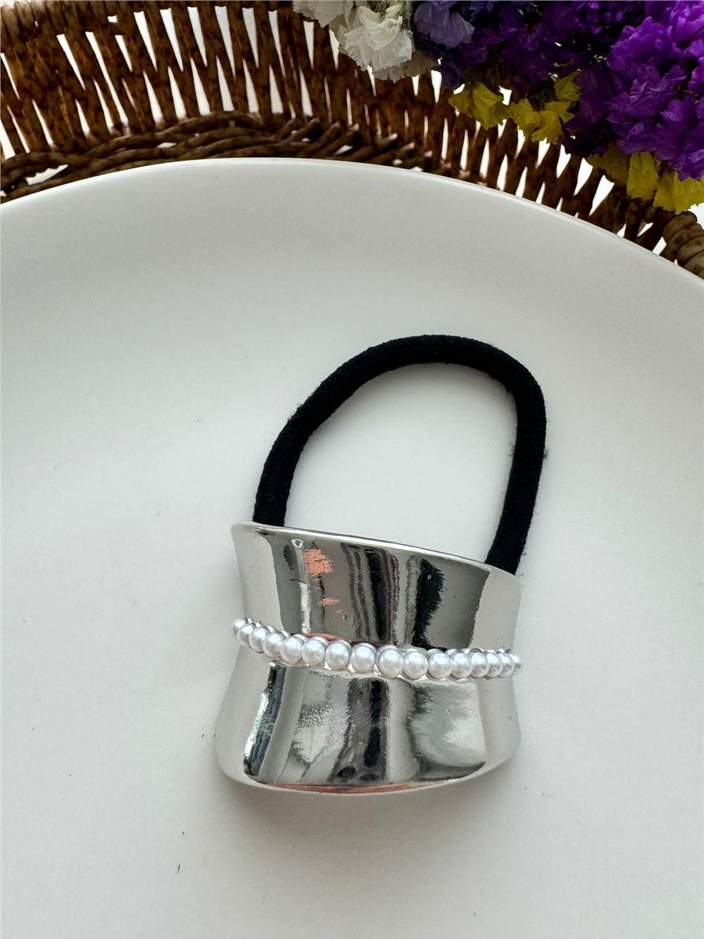 İncili Silver Metal ve Lastik Toka