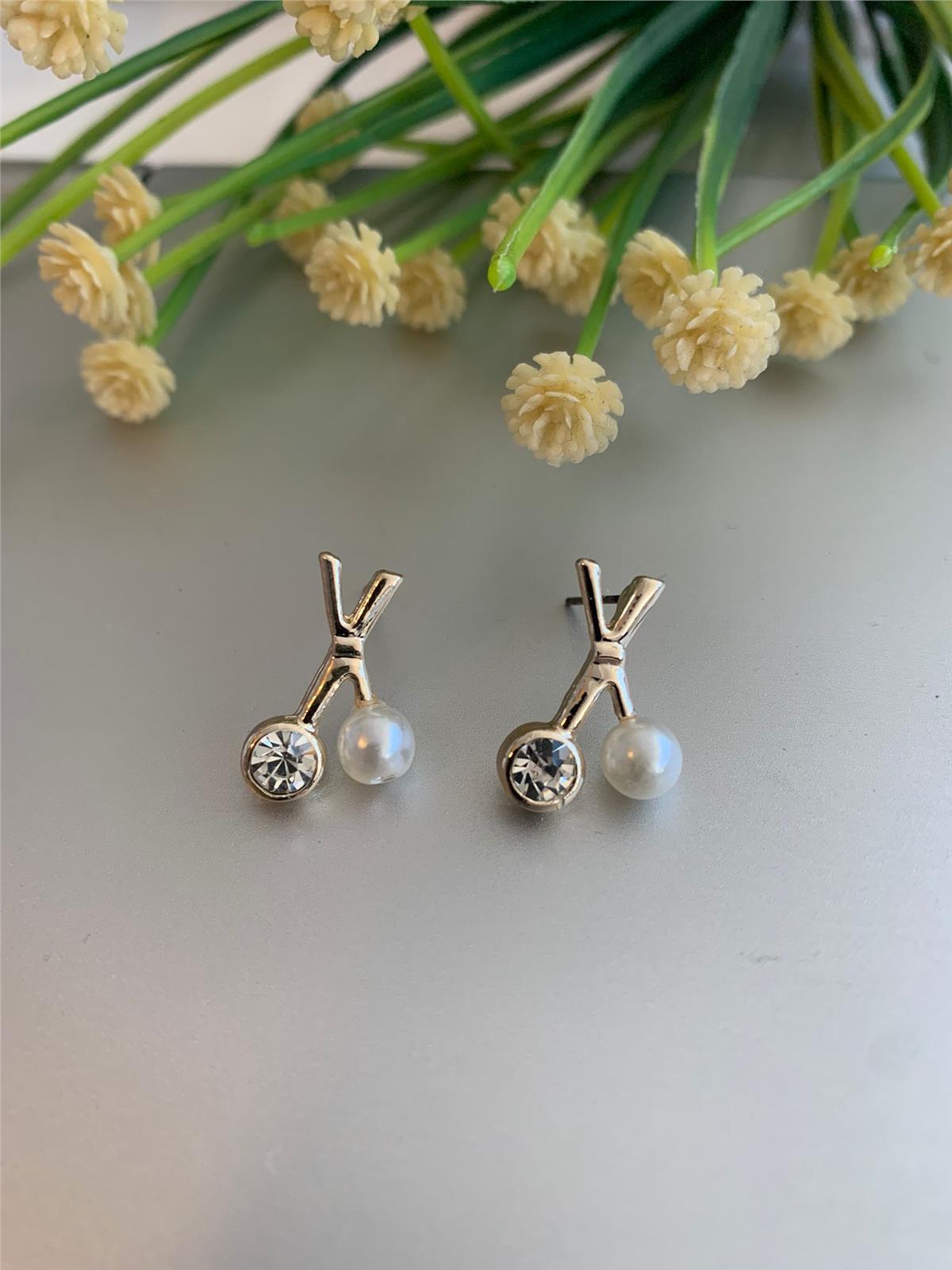 İncili Taşlı Kiraz Küpe