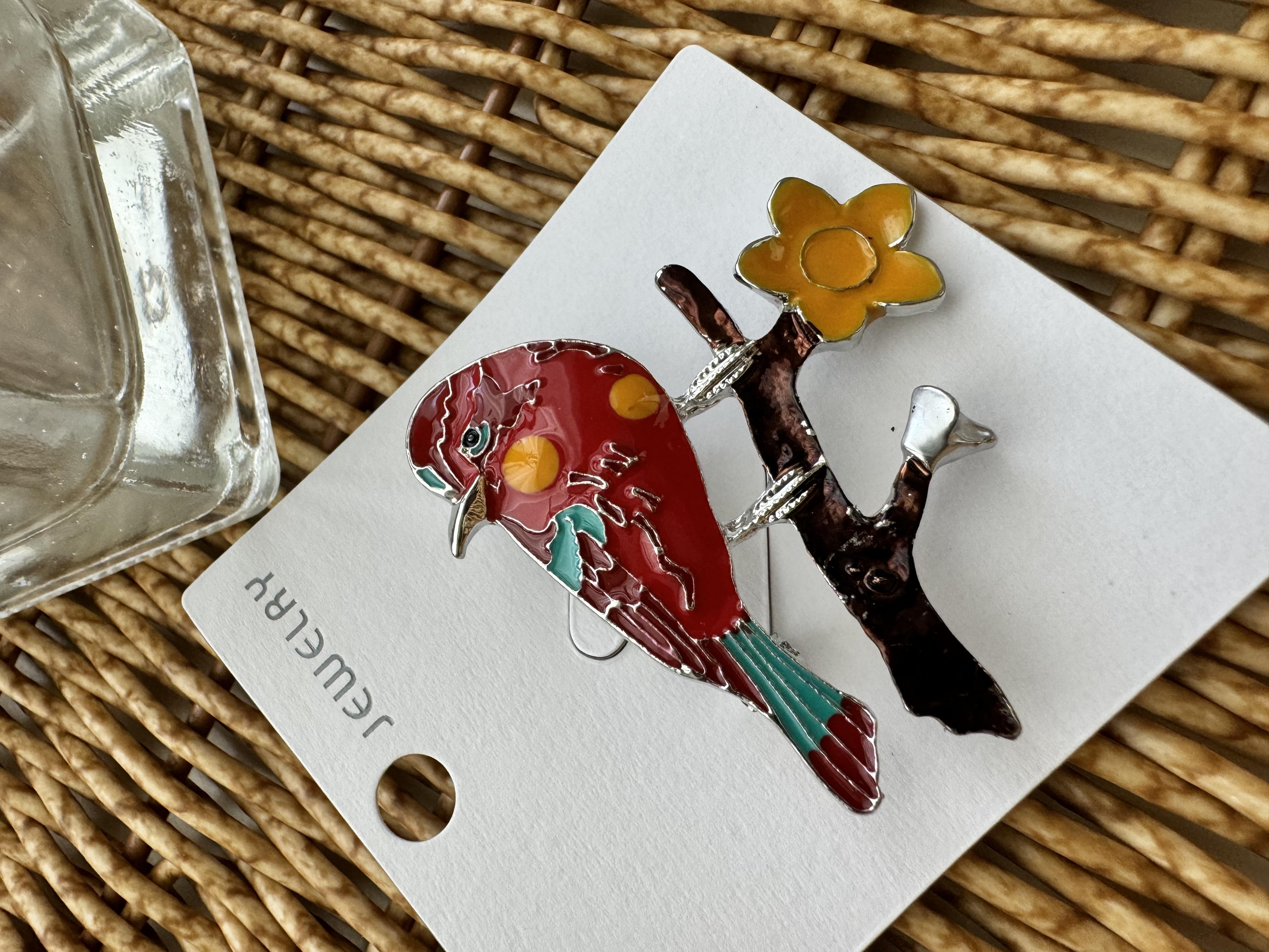 Kırmızı Kuş Ve Dal Broş