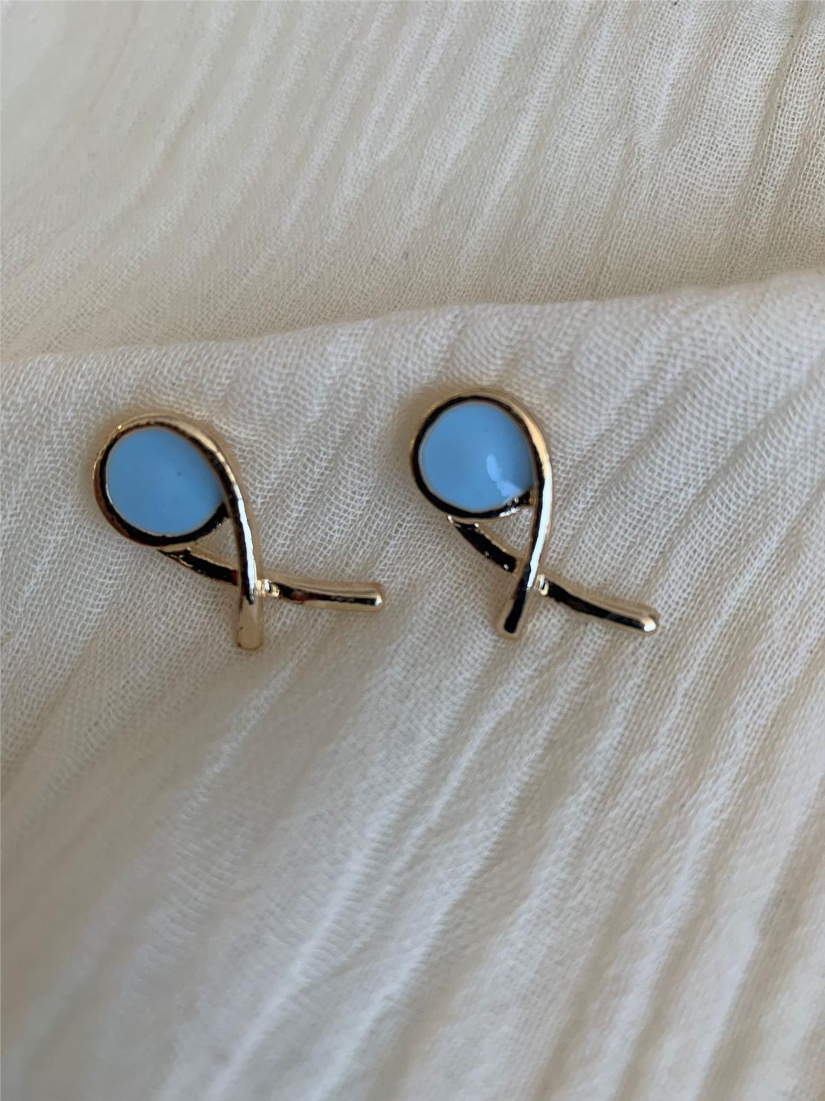 Mavi Mineli Balık Küpe