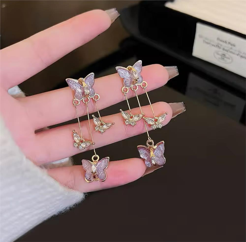 Mor Kelebekler Küpe