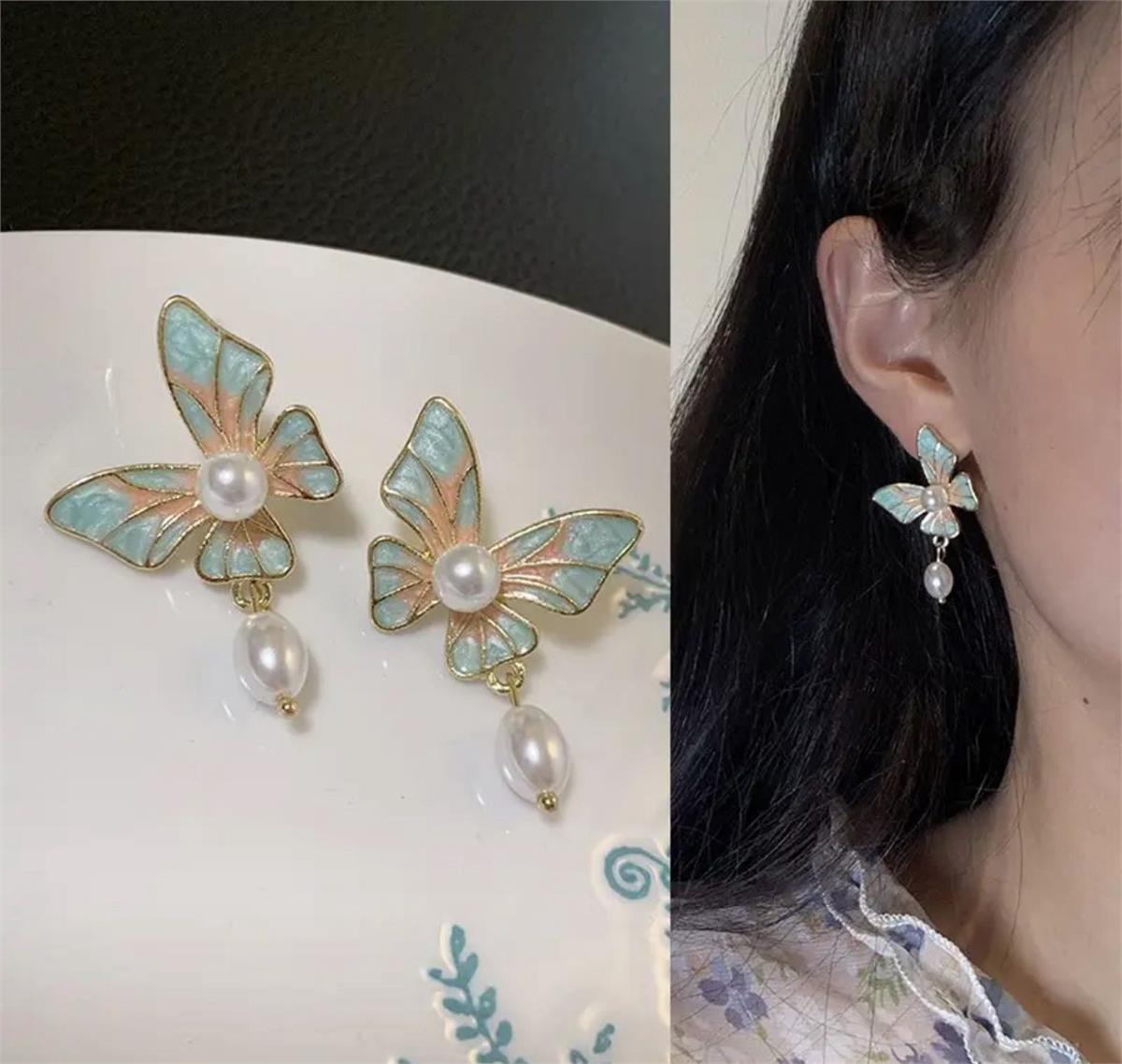 Pastel Damla İncili Kelebek Küpe