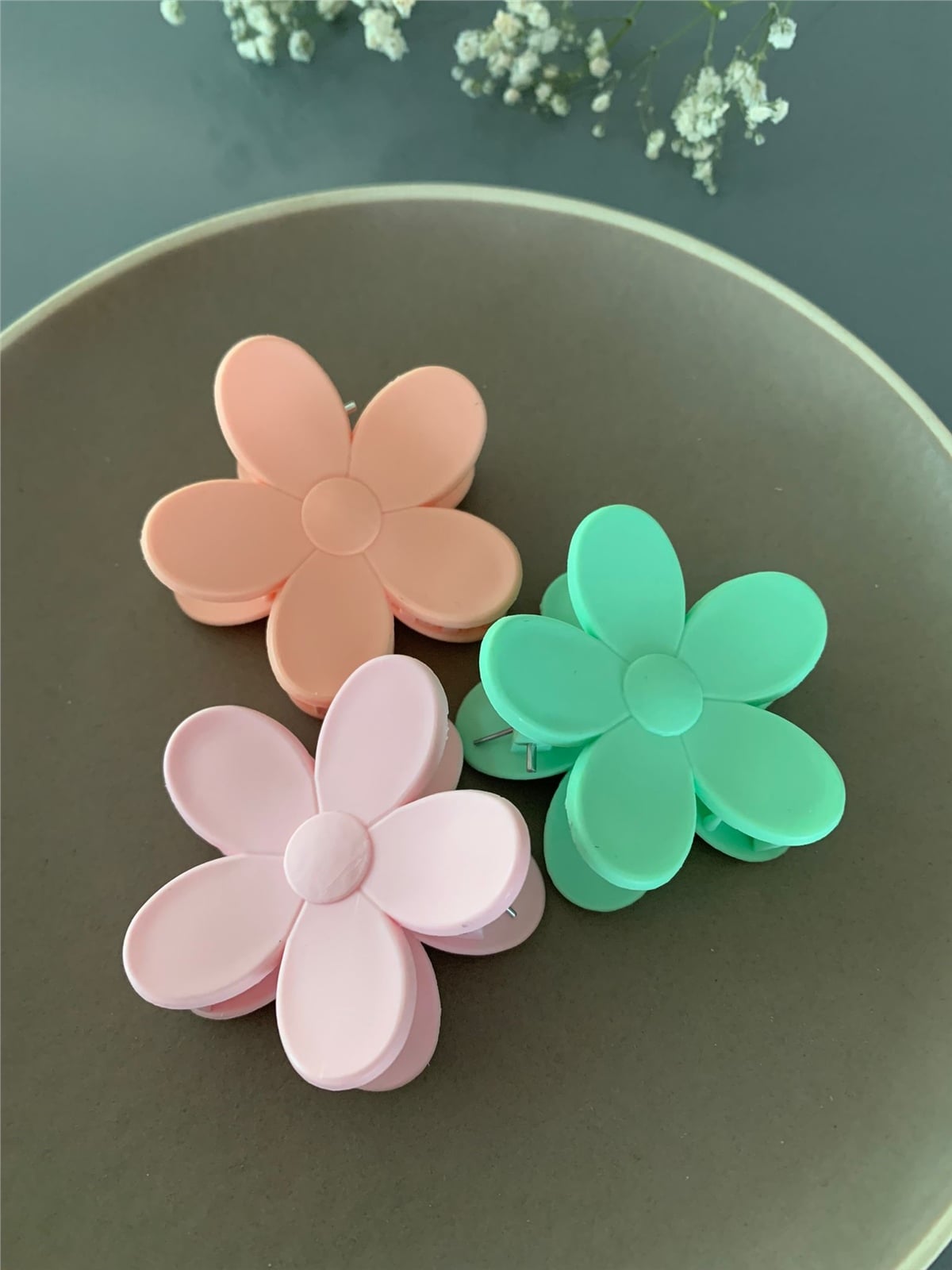 Pastel Renk Üçlü Çiçek Toka