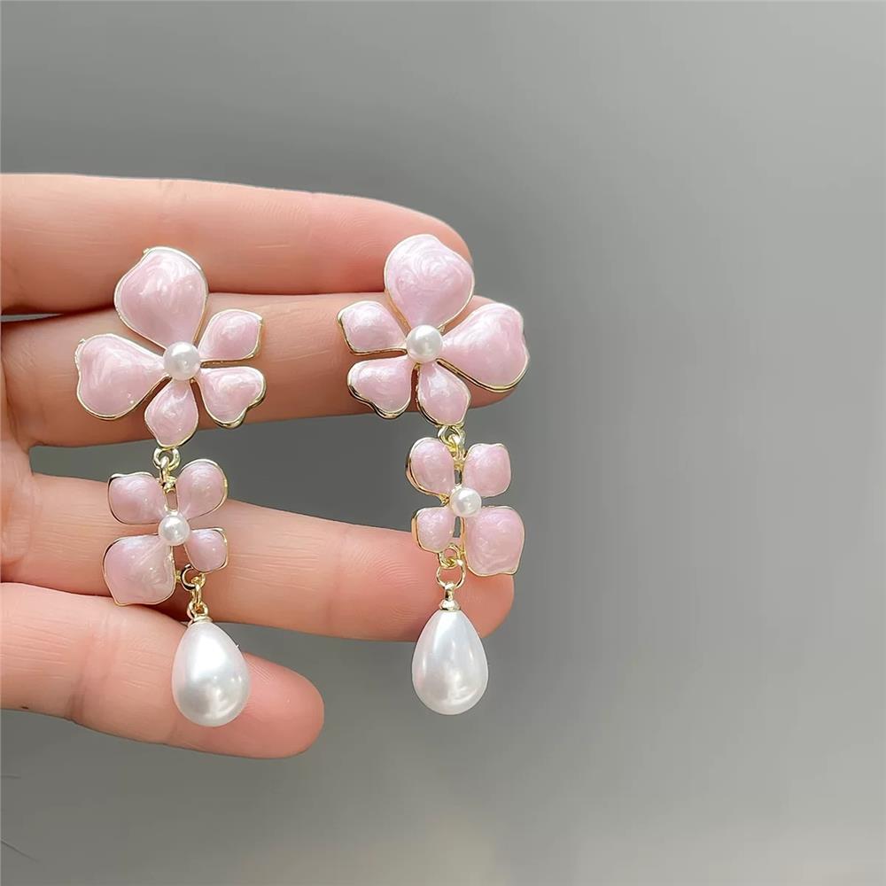 Pembe Çiçekli İncili Küpe