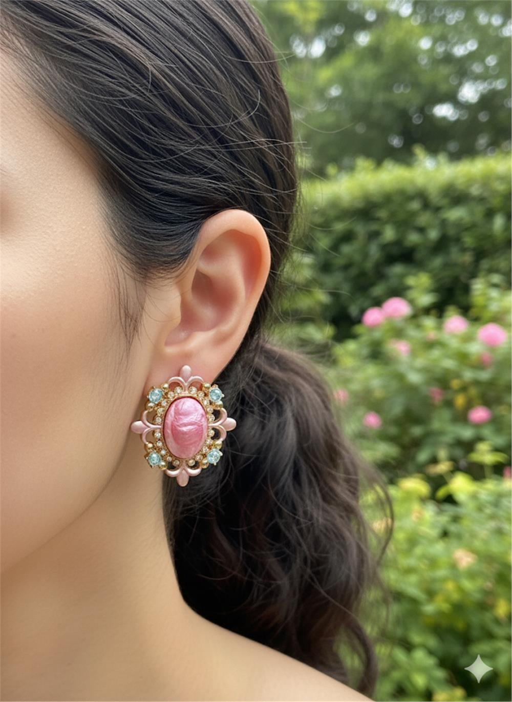 Pembe Vintage Küpe