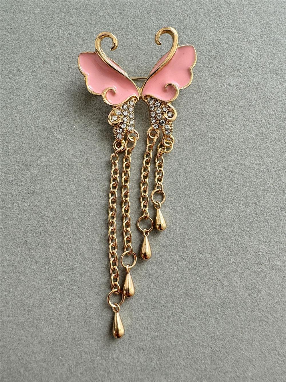 Sallantılı Pembe Kelebek Broş