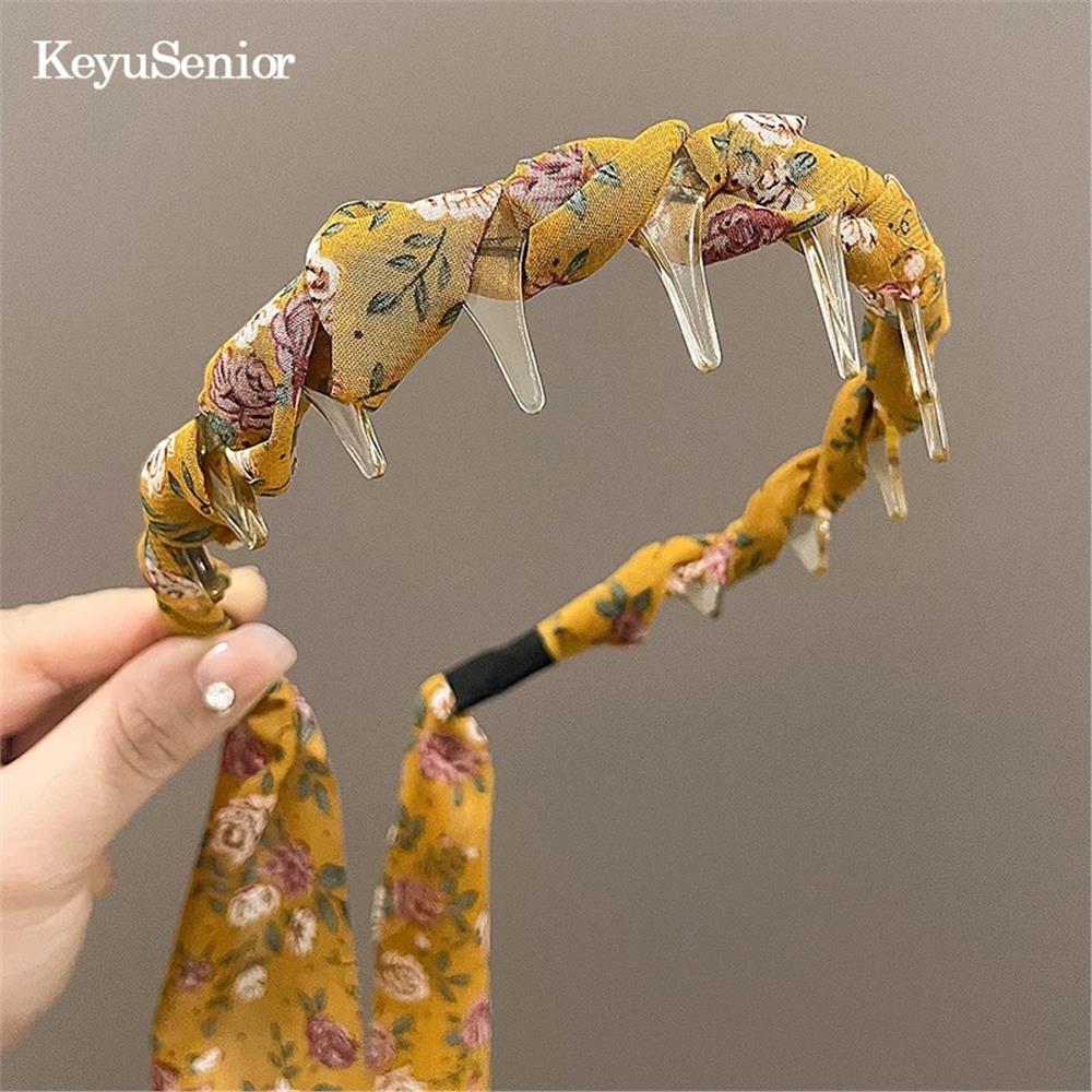 Sarı Fularlı Bağlamalı Taç