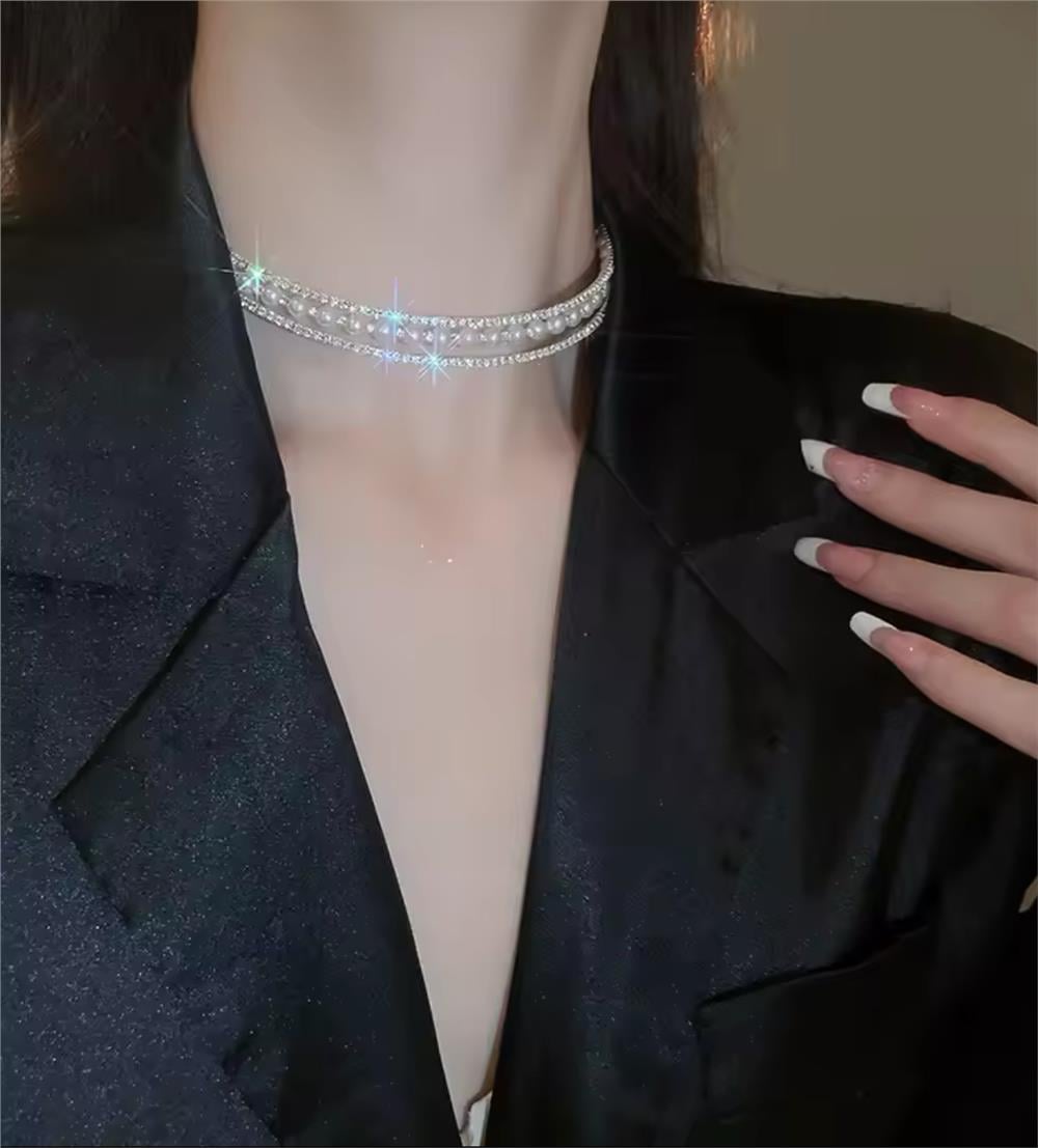 Silver 3 Sıralı İncili Kristalli Choker Kolye
