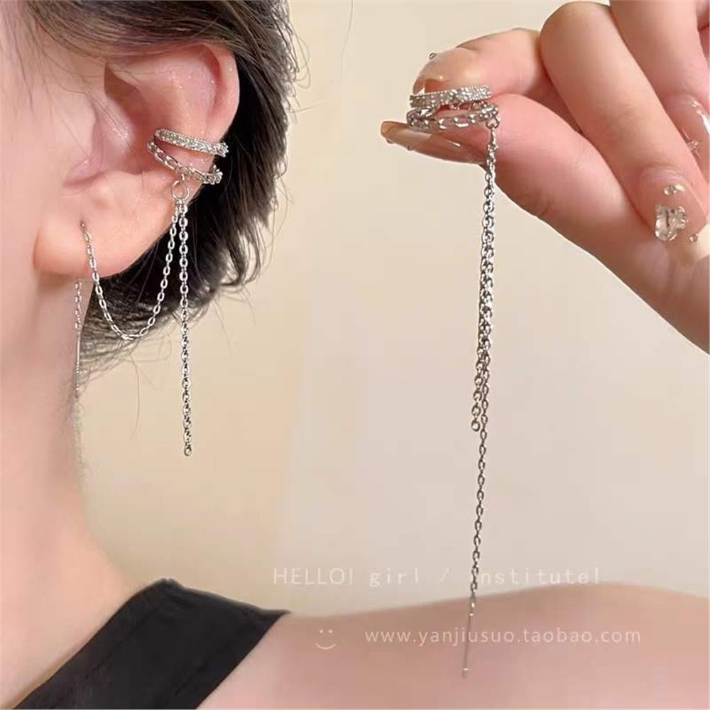 Silver Zincir Geçmeli Kulak Aksesuarı