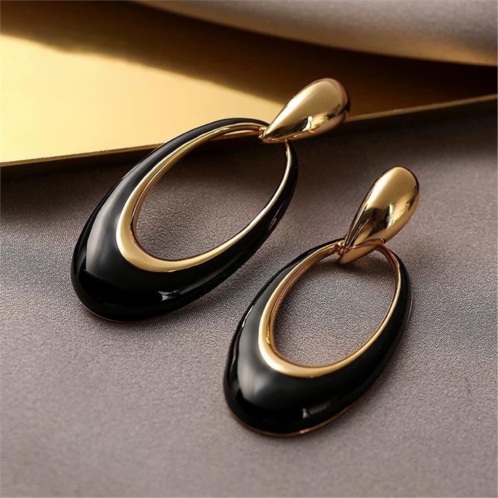 Siyah Gold Oval Vintage Küpe