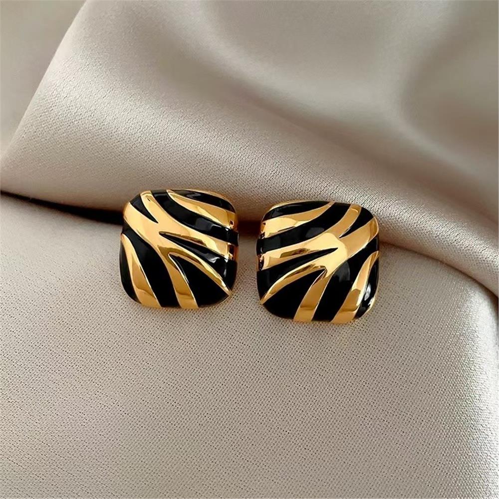 Siyah Gold Zebra Desen Kare Küpe