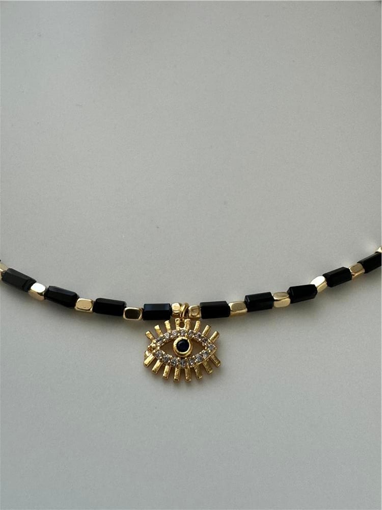 Siyah Göz Figürlü Kolye