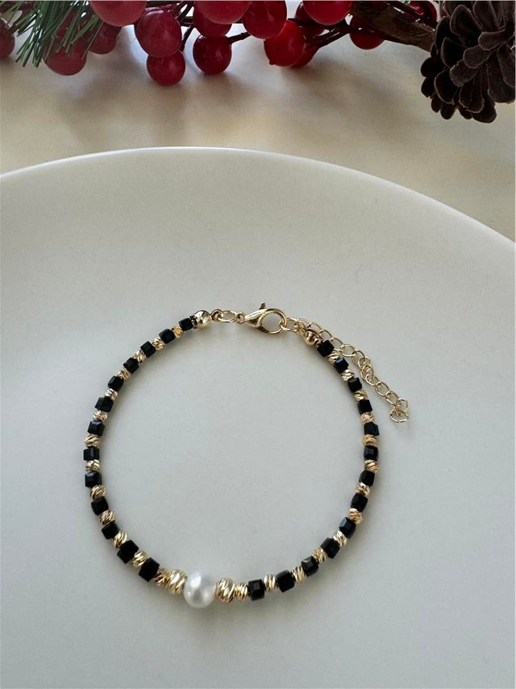 Siyah Kristalli İncili Bileklik