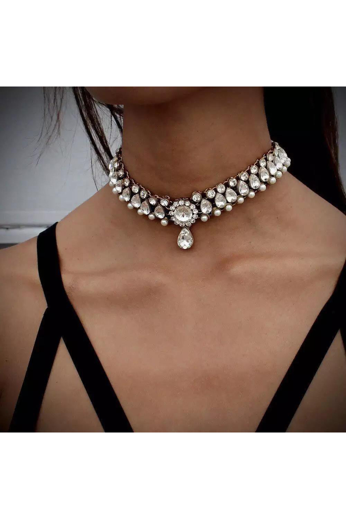 Taşlı İncili Choker Kolye