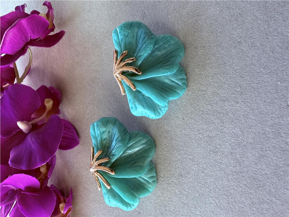 Yeşil Çiçek Küpe