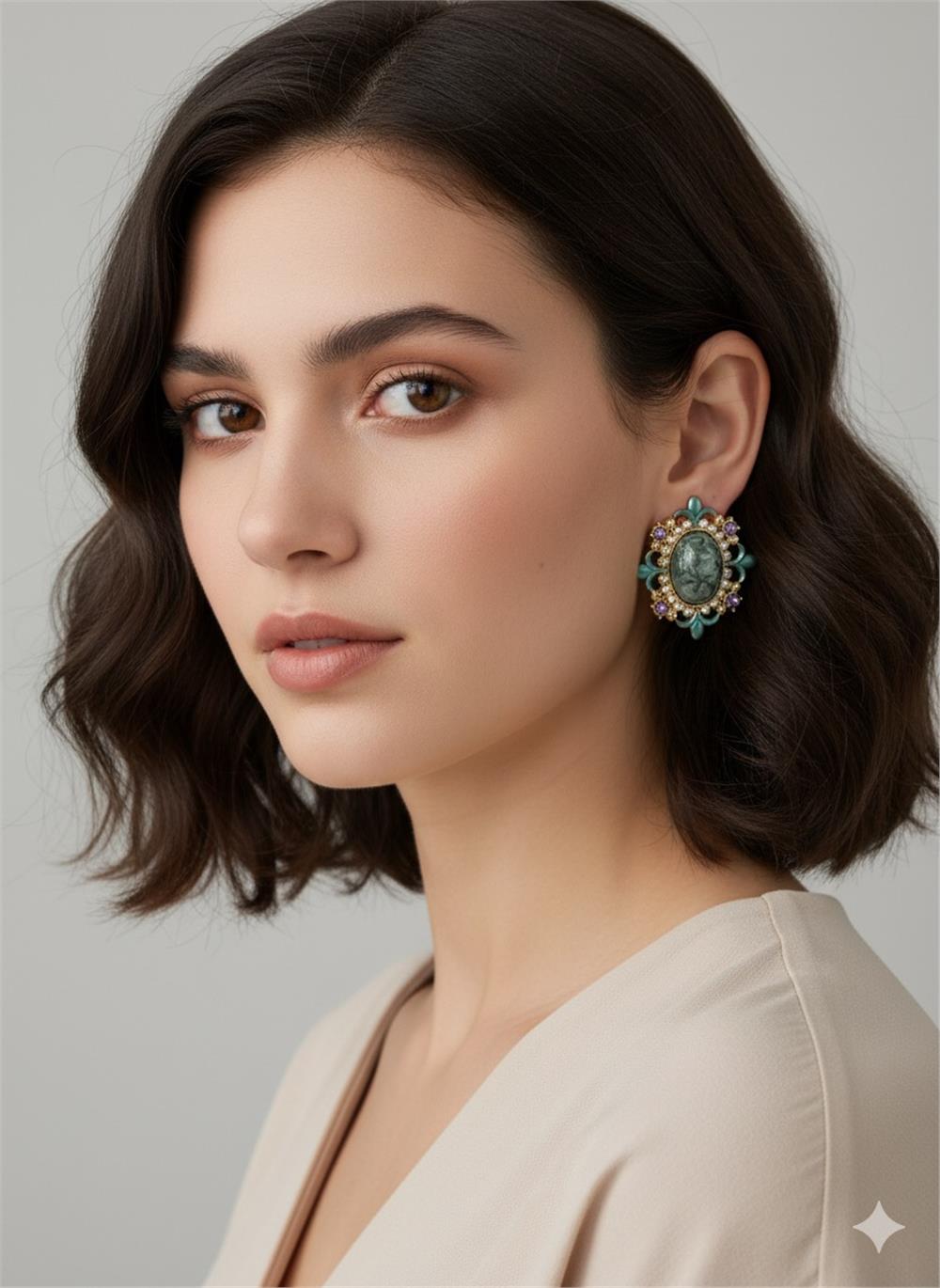 Yeşil Vintage Küpe