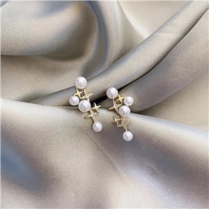 İncili Kristalli Küpe