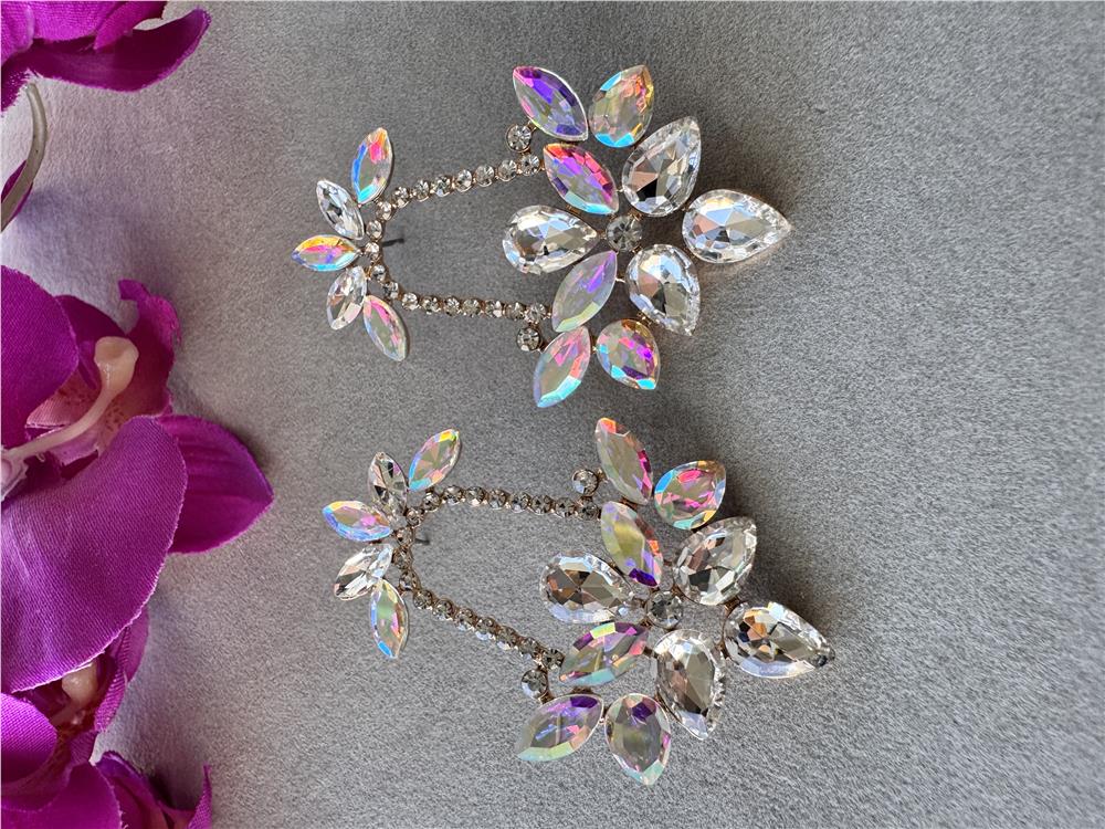 AB Kristal Taşlı Küpe