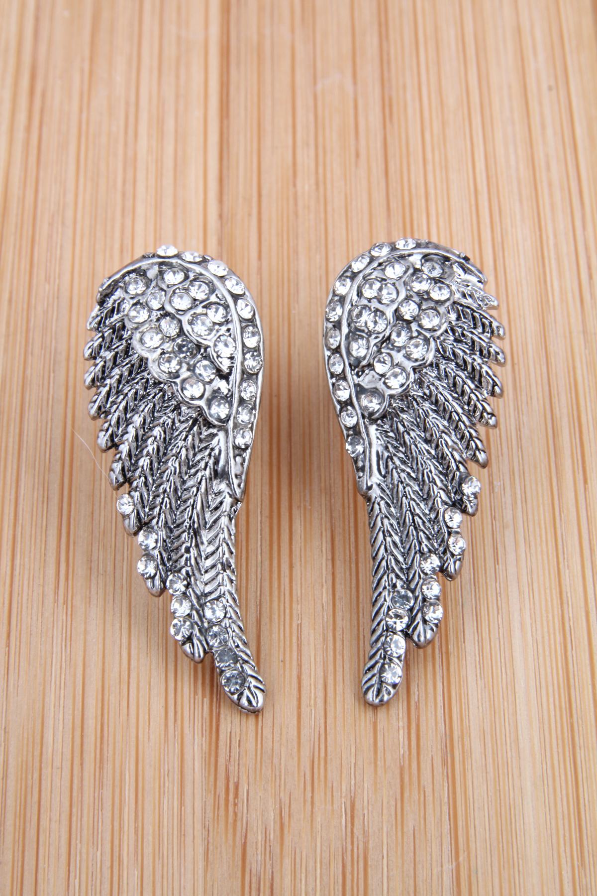 Antik Silver Taşlı Kanat Küpe