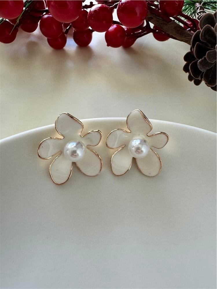 Beyaz Mineli İncili Çiçek Küpe