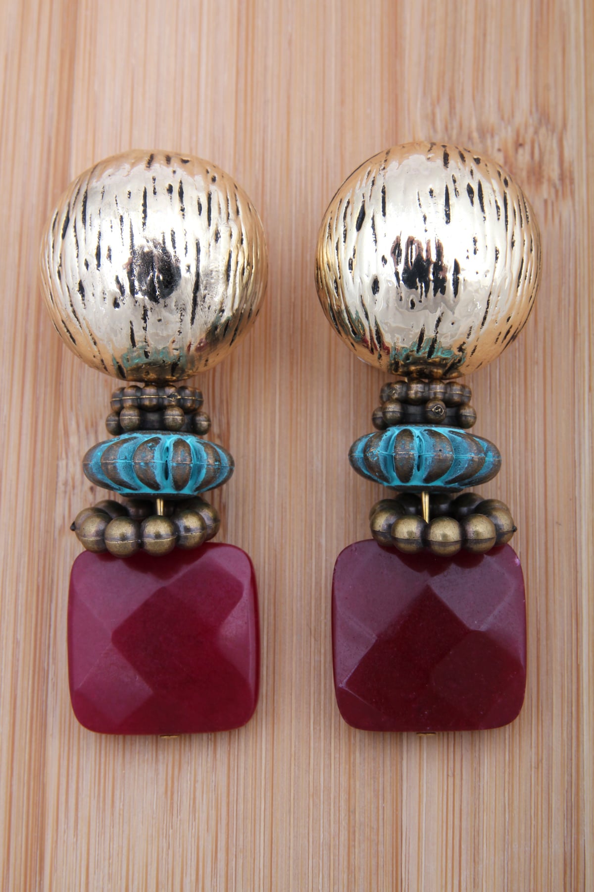 Bordo Jade Doğaltaşlı Tasarım Küpe