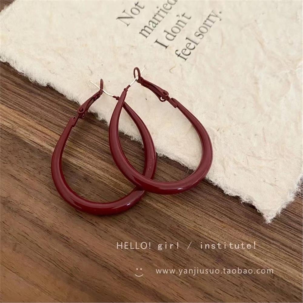 Bordo Oval Geniş Halka Küpe