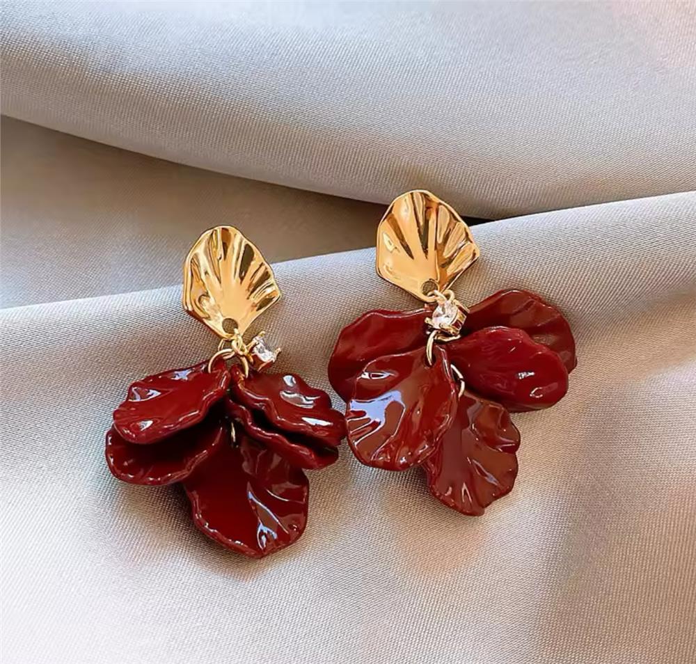 Bordo Yapraklar Küpe